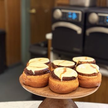 Chez Bon Bon - Them bomb better than Cinnabon. - Bakeries Near Me - Las Vegas, Nevada Chez Bon Bon - Them bomb better than Cinnabon. - Bakeries Near Me - Las Vegas, Nevada