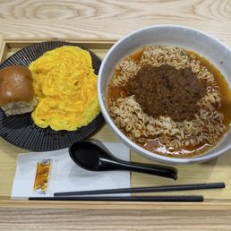 Hk206. 沙爹牛肉麵 / Hong Kong-style Satay Beef Soup Noodles