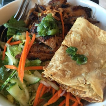 Sidestreet Pho - Noodles with grill chicken and stuffed tofu - Vietnamese Near Me - Alameda, California Sidestreet Pho - Noodles with grill chicken and stuffed tofu - Vietnamese Near Me - Alameda, California