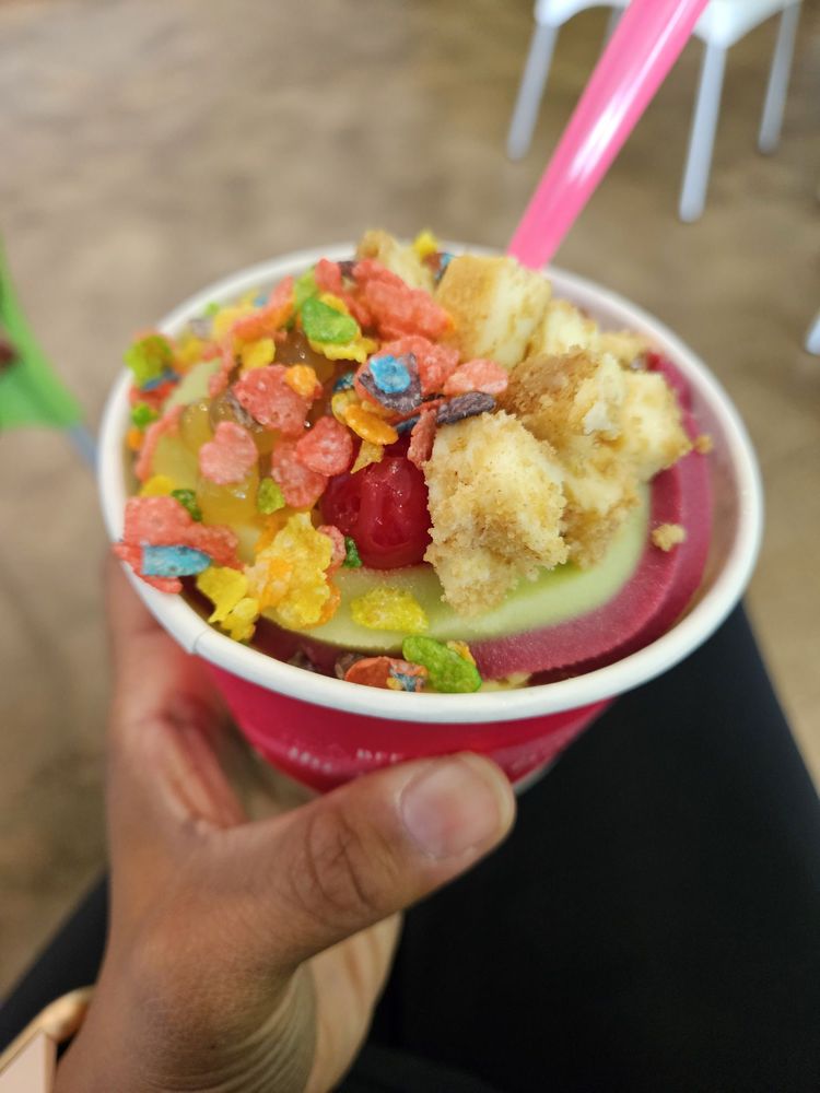SWEETFROG PREMIUM FROZEN YOGURT Updated September 2024 28 Photos