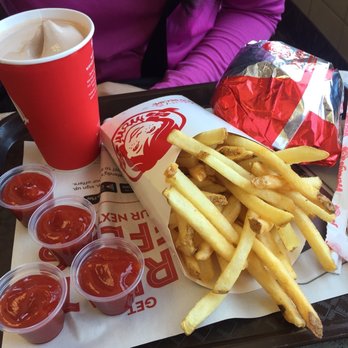 Wendy's - Fast Food Near Me - San Diego, California