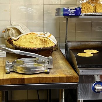 Taqueria al Pastor - Fresh corn tortillas - Tacos Near Me - Brooklyn, New York Taqueria al Pastor - Fresh corn tortillas - Tacos Near Me - Brooklyn, New York