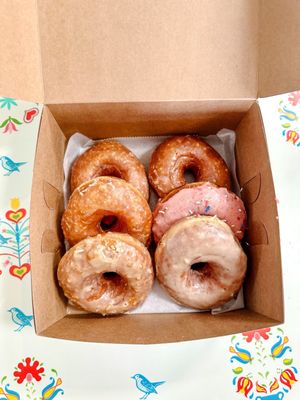 Dulce Dough Donuts & Bakery by null