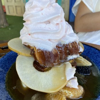 Castro’s - Tres leches French toast - Latin American Near Me - Honolulu, Hawaii