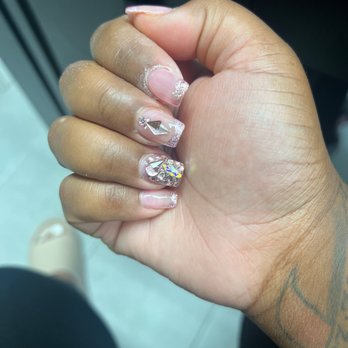 Glossi Nail Bar - Nail Salons Near Me - Colma, California Glossi Nail Bar - Nail Salons Near Me - Colma, California