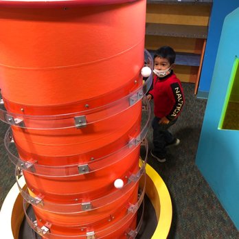 Children's Museum - Sensory ball play - Children's Museums Near Me - Oak Lawn, Illinois Children's Museum - Sensory ball play - Children's Museums Near Me - Oak Lawn, Illinois