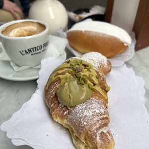L’ANTICO FORNO - 37 Photos & 26 Reviews - Bakeries - Via delle Muratte ...
