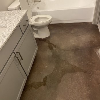 Vista Germantown - AC condensation leaking in the bathroom walls to the floor - Apartments Near Me - Nashville, Tennessee