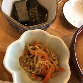 Jinbei - 2 side dishes comes with karaage plate - Japanese Near Me - Irvine, California