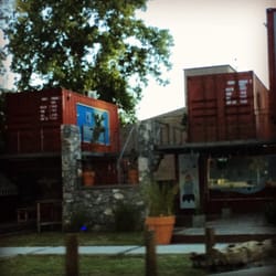 Complejo Container - Buena infraestructura.