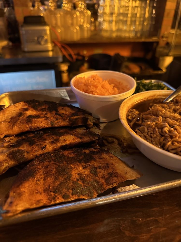 Lindo Mexican Restaurant & Supermarket