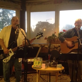 Dad's Kitchen - Celtic Grey (aka Steve Skinner and Bill Heilmann) playing on the patio at Dad's Kitchen in Fair Oaks. - New American Near Me - Fair Oaks, California