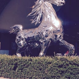 Horse d'Argent outside Safeway
