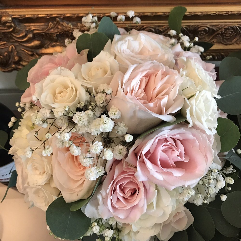 A Floral Affair - Florists Near Me - Oregon City, Oregon A Floral Affair - Florists Near Me - Oregon City, Oregon