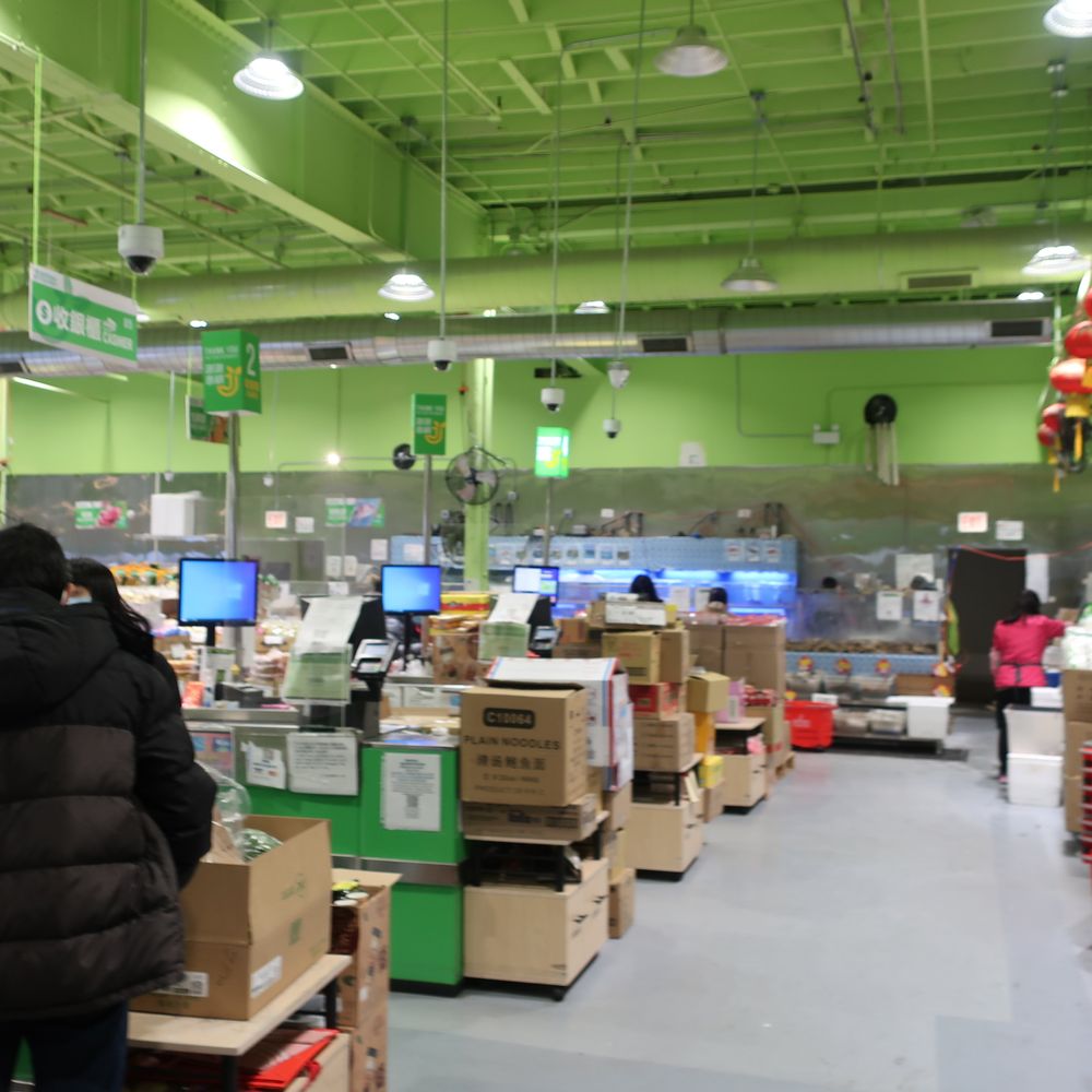 J Freshmart - Checkout area. - Grocery Near Me - Chicago, Illinois