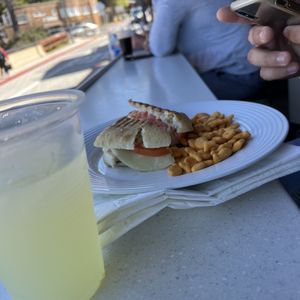 GOLDFISH POINT CAFE - 180 Photos & 271 Reviews - 1255 Coast Blvd, La