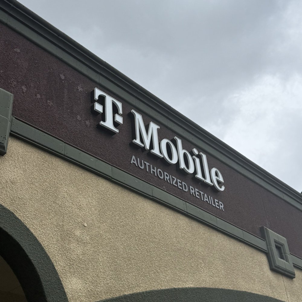 T-Mobile - Mobile Phones Near Me - Costa Mesa, California T-Mobile - Mobile Phones Near Me - Costa Mesa, California