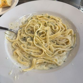 Pasquale's - Fettuccine Alfredo with a couple of bites already taken out of it. - Wine Bars Near Me - Auburn, California