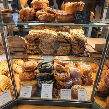 Boulangerie Utopie - Cookie and Rolls - Bakeries Near Me - Paris, 75 Boulangerie Utopie - Cookie and Rolls - Bakeries Near Me - Paris, 75