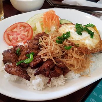 Kim Phung Vietnamese Restaurant - Com Ga Bi Chu Hap - Vietnamese Near Me - Vancouver, British Columbia Kim Phung Vietnamese Restaurant - Com Ga Bi Chu Hap - Vietnamese Near Me - Vancouver, British Columbia