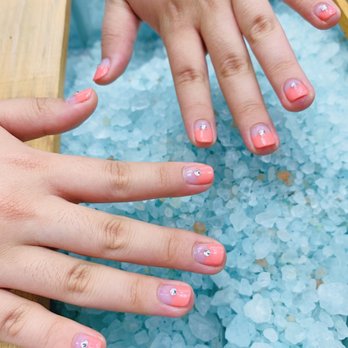 4 U Nail & Spa - Nail Salons Near Me - Verona, New Jersey