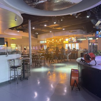 Picks Bar - Inside Bar - Sports Bars Near Me - San Antonio, Texas