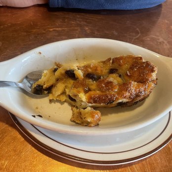 Bailey’s Irish Pub - Bread pudding - American Near Me - Leavenworth, Kansas Bailey’s Irish Pub - Bread pudding - American Near Me - Leavenworth, Kansas