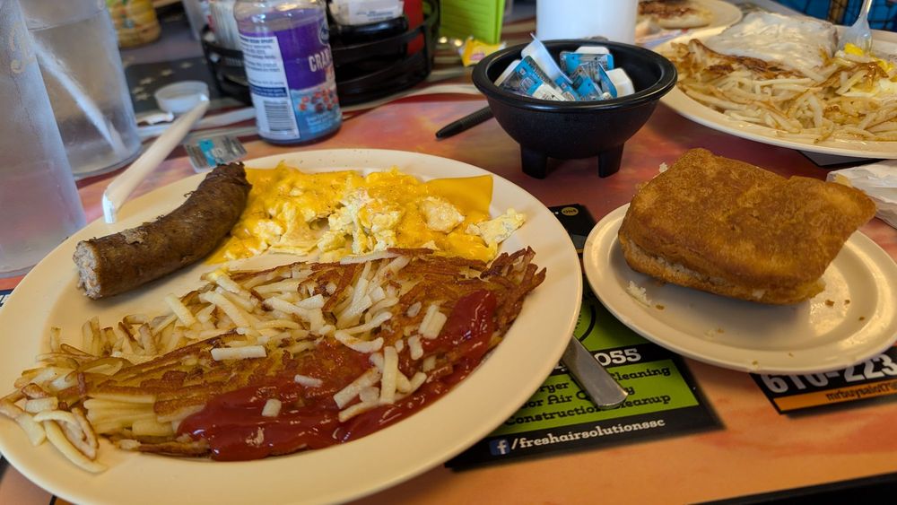 Food from Nannie Annie's Breakfast & Lunch