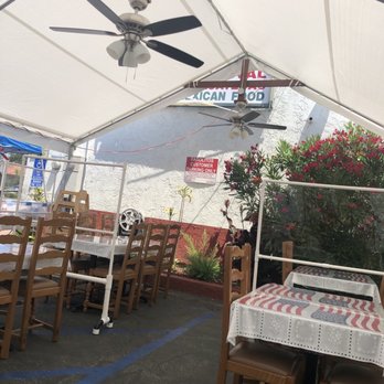 El Farolito - Mexican Near Me - Placentia, California El Farolito - Mexican Near Me - Placentia, California