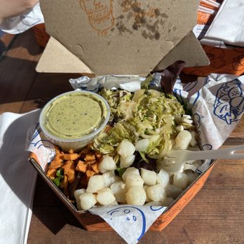 Grégoire - Baked bay scalops with mixed green - French Near Me - Berkeley, California