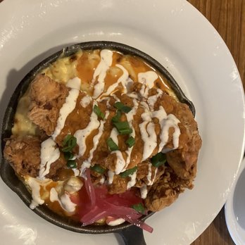 The Babcock House - Spicy Buffalo Mac and Cheese - Bed & Breakfast Near Me - Appomattox, Virginia