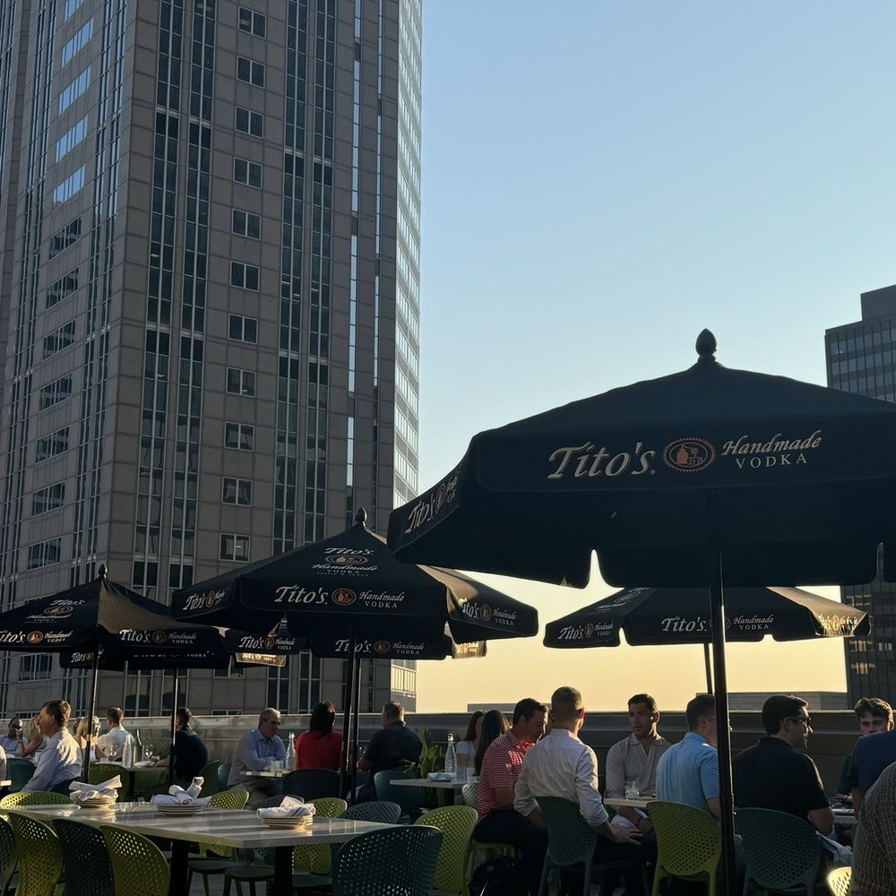 Seville Chicago - Outdoor deck - Spanish Near Me - Chicago, Illinois Seville Chicago - Outdoor deck - Spanish Near Me - Chicago, Illinois