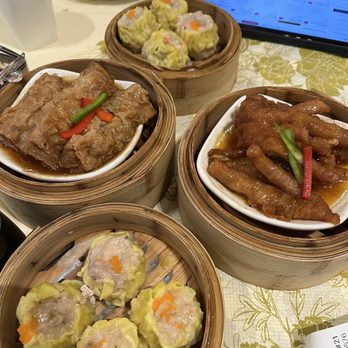 Diamond Bay Restaurant - Bean curd, shi mai, chicken feet - Dim Sum Near Me - Seattle, Washington Diamond Bay Restaurant - Bean curd, shi mai, chicken feet - Dim Sum Near Me - Seattle, Washington