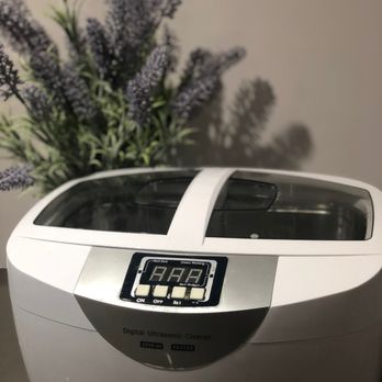 Downtown Medi Pedi - Nail Salons Near Me - Toronto, Ontario