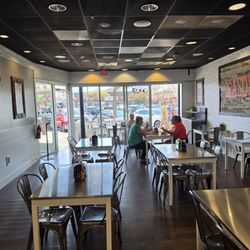 Mason's Famous Lobster Rolls - Rehoboth Beach - A view from the counter