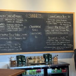 Cafe style.  Order food at the front register.  Seat yourself and wait for the great food to come out of the kitchen.