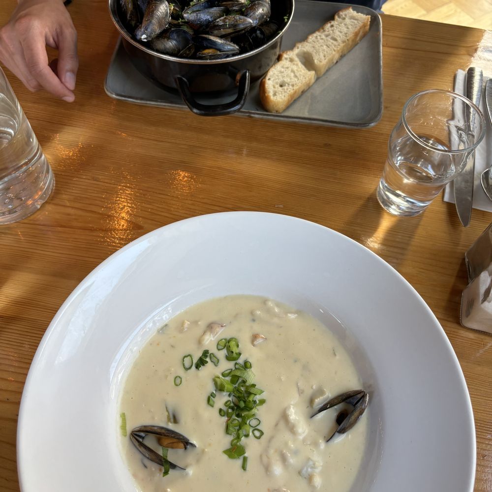 Fitz's Pub - Pubs Near Me - Doolin, CE