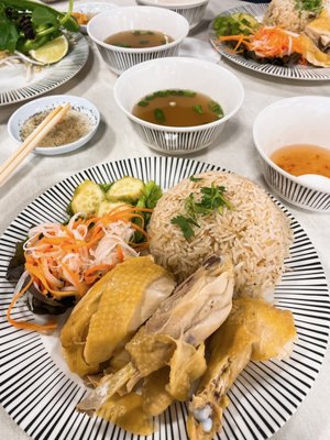 Phở Gà Vàng by null
