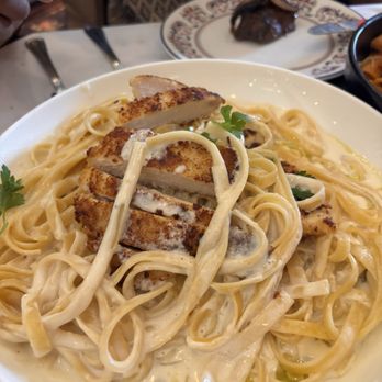 Maggiano's - The Finest Fettuccine Alfredo - Italian Near Me - Houston, Texas Maggiano's - The Finest Fettuccine Alfredo - Italian Near Me - Houston, Texas