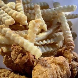 Chicken tenders & fries