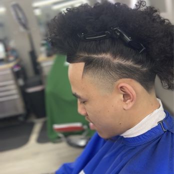 Dorian's Barber Studio - Cut by:Avery Instagram: a_cuttz - Barbers Near Me - West Sacramento, California Dorian's Barber Studio - Cut by:Avery Instagram: a_cuttz - Barbers Near Me - West Sacramento, California