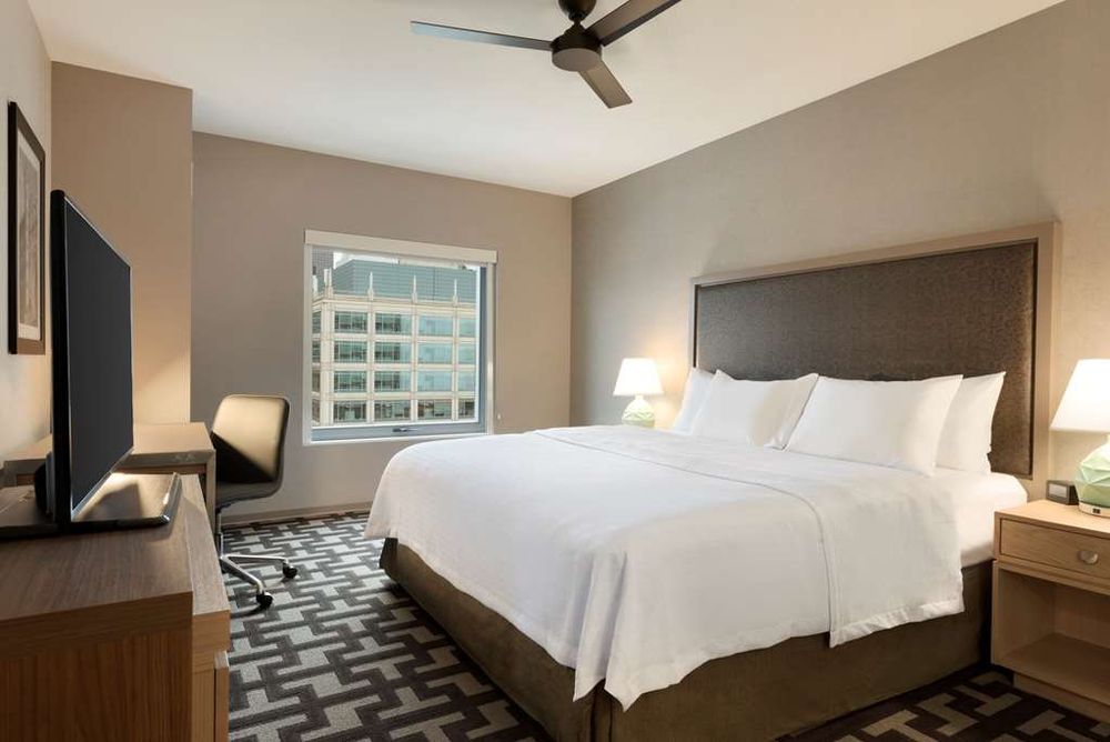 Homewood Suites by Hilton Chicago West Loop Fulton Market Area