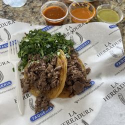 La Herradura - Bistec tacos