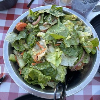 Pizza Bella - Garden Salad - Pizza Near Me - Palatine, Illinois