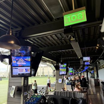 Topgolf - New American Near Me - Hillsboro, Oregon