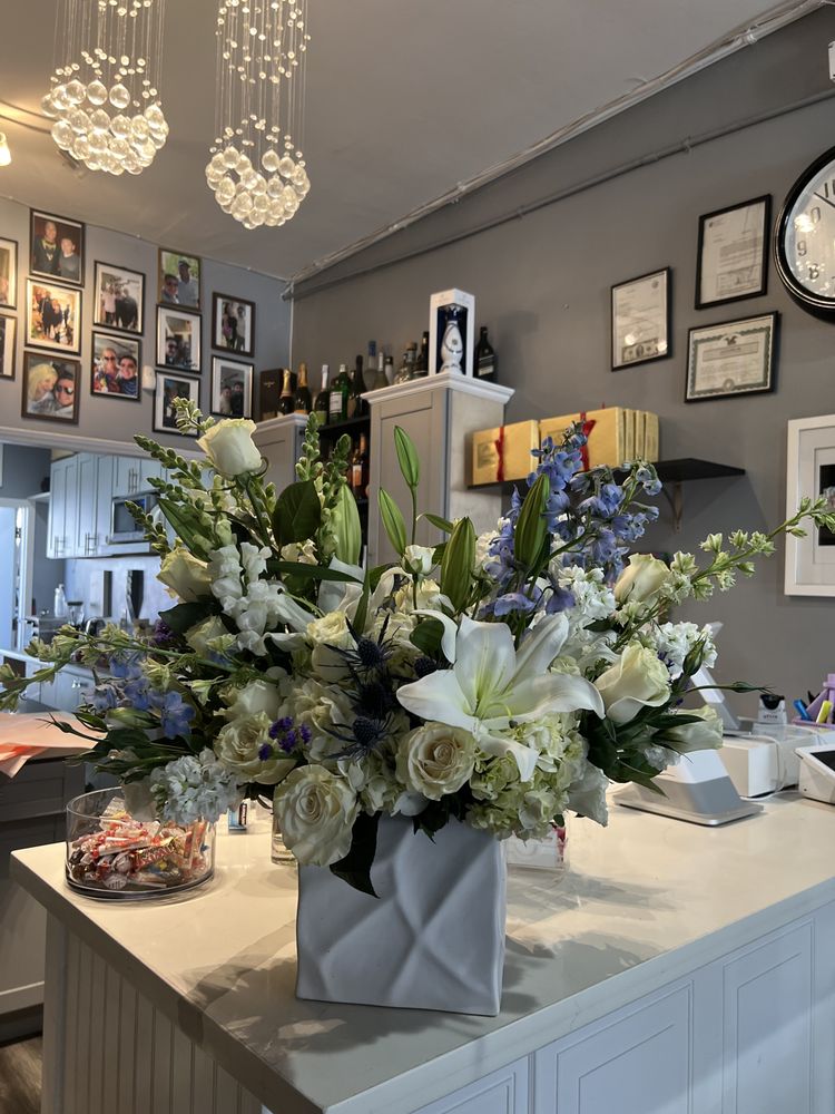 ABBEY’S FLOWER GARDEN Updated August 2024 209 Photos & 160 Reviews