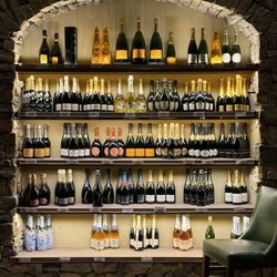Radcliffe’s Speakeasy & Supper Club
