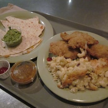 NightLife - cheese quesadilla and mac n cheese with fried chicken - Museums Near Me - San Francisco, California NightLife - cheese quesadilla and mac n cheese with fried chicken - Museums Near Me - San Francisco, California