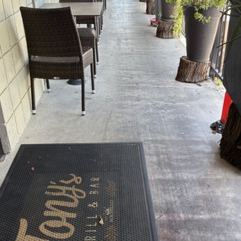 Tonys Grill & Bar - Plenty of outdoor seating - Cocktail Bars Near Me - Palm Springs, California Tonys Grill & Bar - Plenty of outdoor seating - Cocktail Bars Near Me - Palm Springs, California