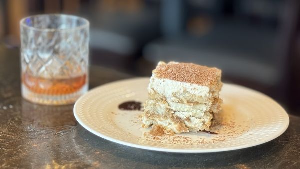 Gino’s at the Point by null